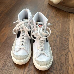 White Nike blazers size 8